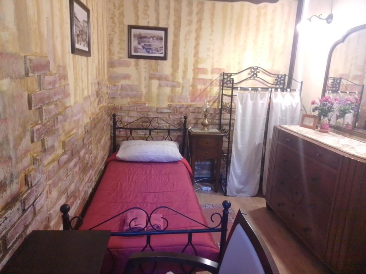 קטאניה La Locanda Del Centro Storico מראה חיצוני תמונה